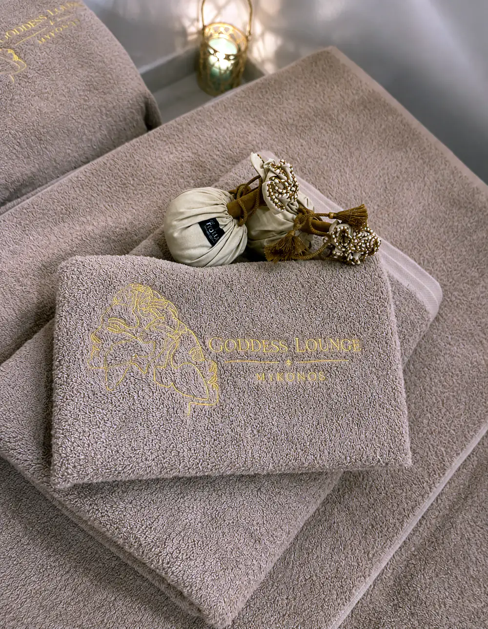 Goddess Lounge towels